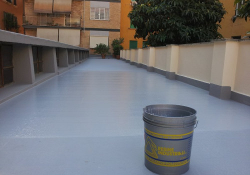 Intervento con resine